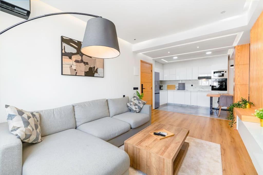 Modern And Luxurious Apartment Rabat Kültér fotó